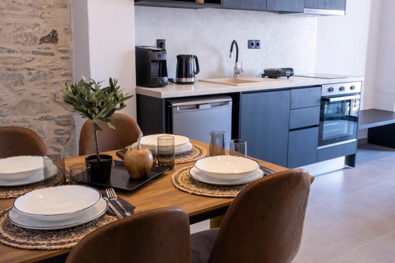 Venus Luxury Apartment Ermoupoli Eksteriør billede