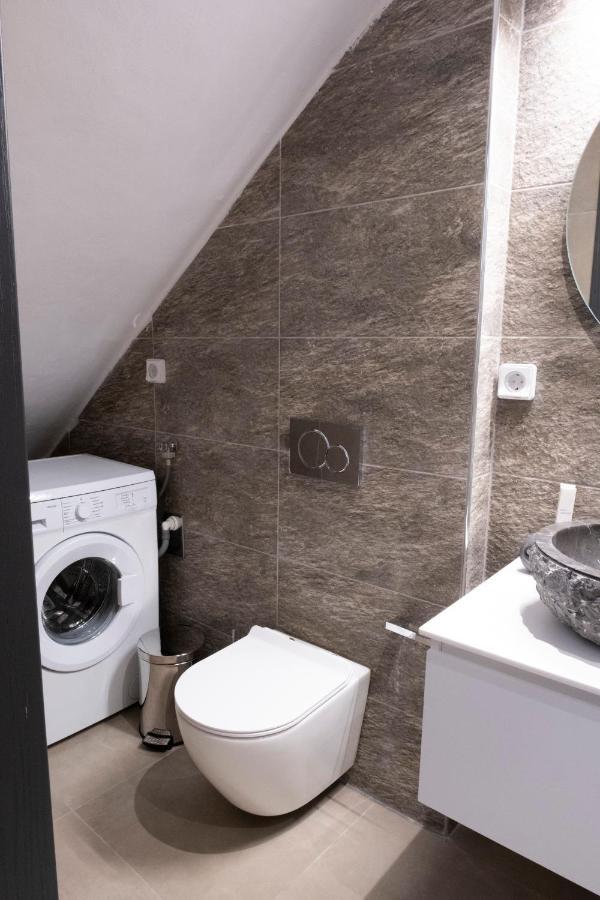 Venus Luxury Apartment Ermoupoli Eksteriør billede